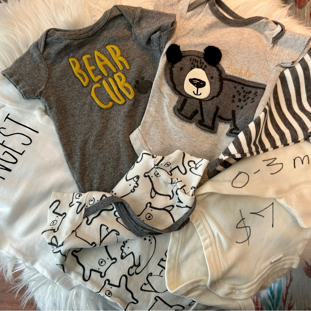 Bear Cub Baby Onesies Set